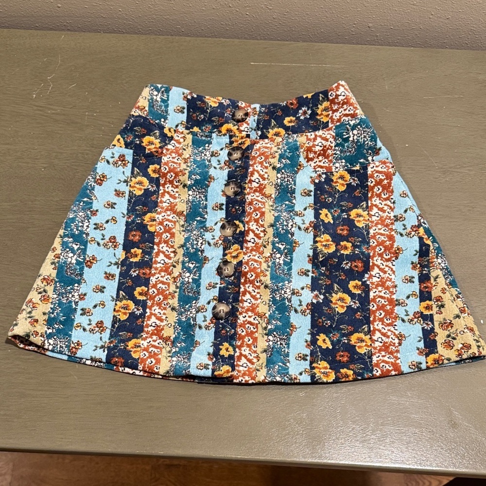 Amy Byer Corduroy Floral A-Line Skirt size S (7-8)
